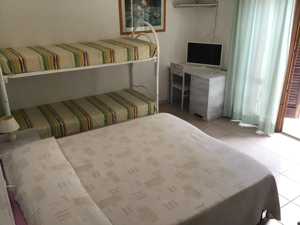 Hotel Villa Cristina Marina di Campo Εξωτερικό φωτογραφία